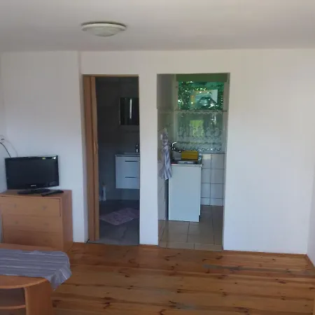 بيت خشبي Oliwier ريفال